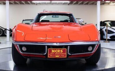 Chevrolet-Corvette-Coupe-1969-1