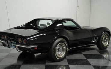 Chevrolet-Corvette-Coupe-1969-10