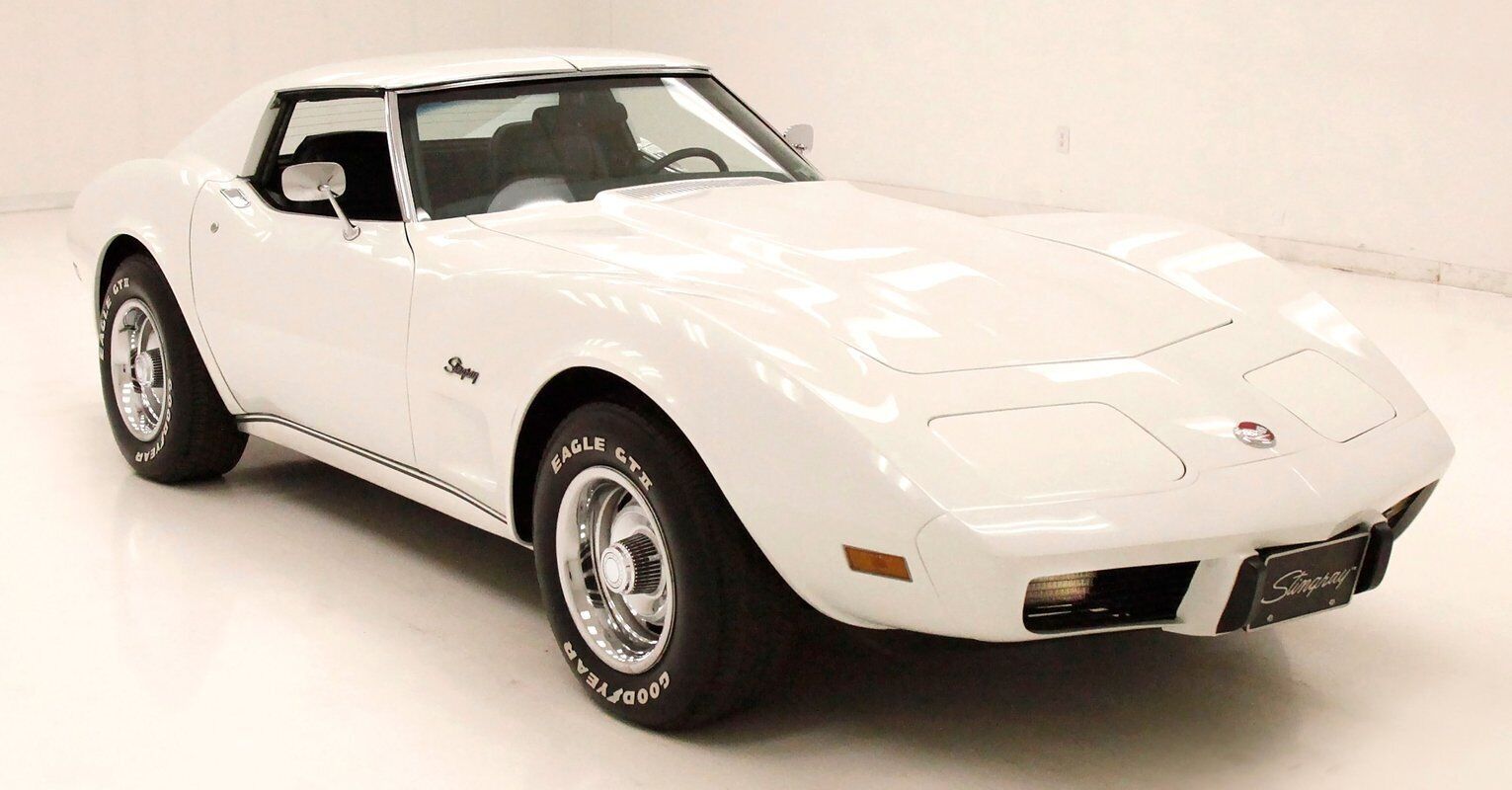 Chevrolet-Corvette-Coupe-1976-6