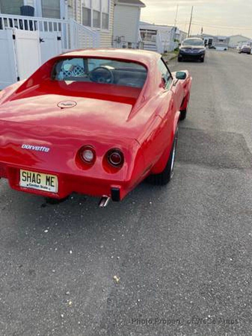 Chevrolet-Corvette-Coupe-1977-3