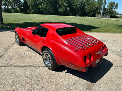 Chevrolet-Corvette-Coupe-1977-4