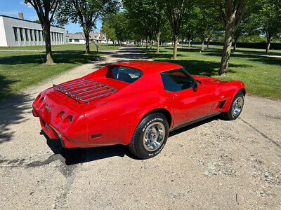 Chevrolet-Corvette-Coupe-1977-6