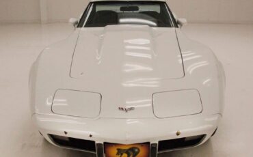 Chevrolet-Corvette-Coupe-1977-6