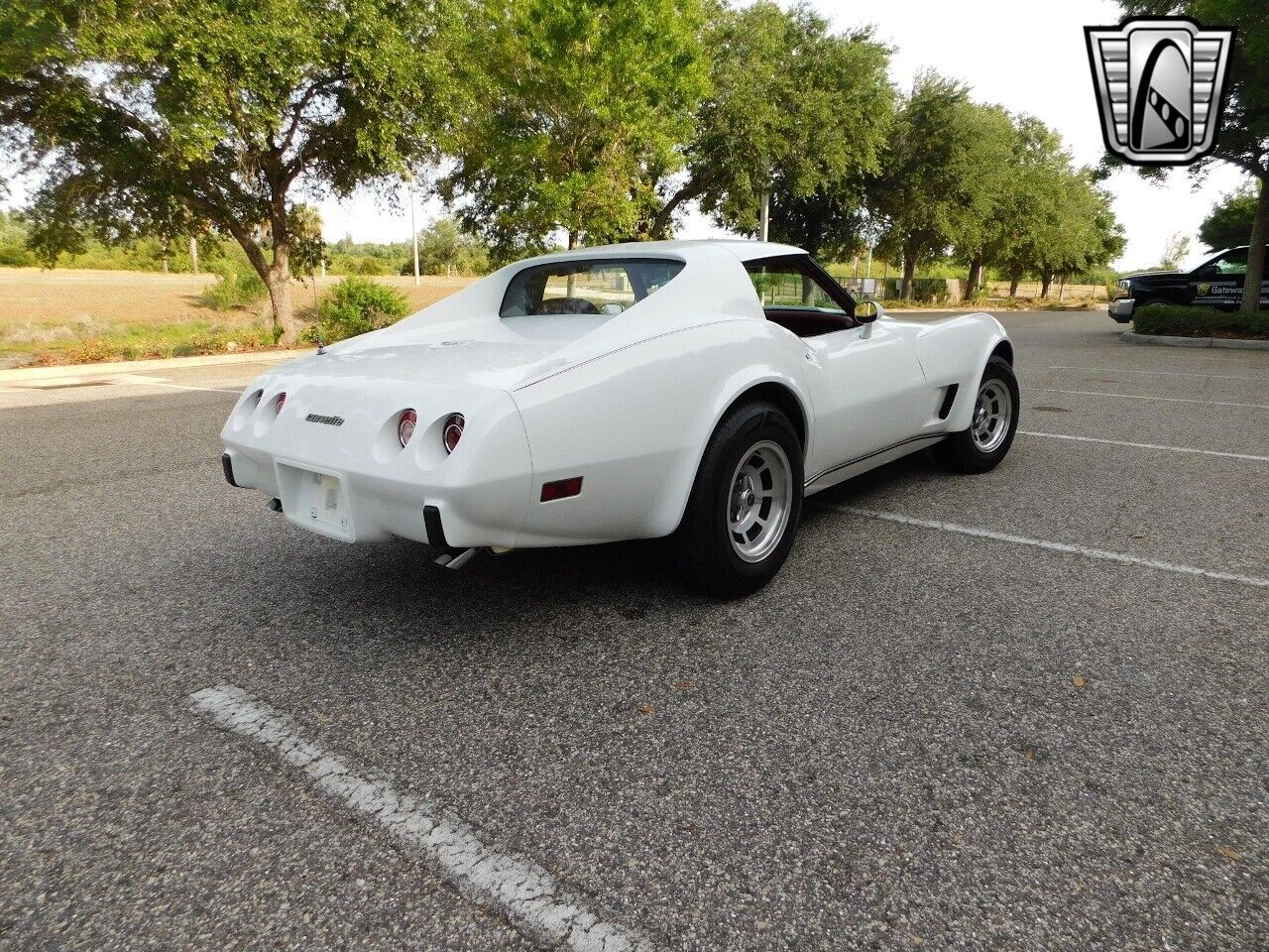 Chevrolet-Corvette-Coupe-1977-7