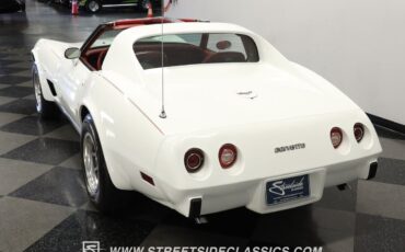 Chevrolet-Corvette-Coupe-1977-7