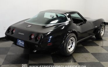 Chevrolet-Corvette-Coupe-1978-10