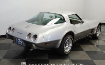 Chevrolet-Corvette-Coupe-1978-11