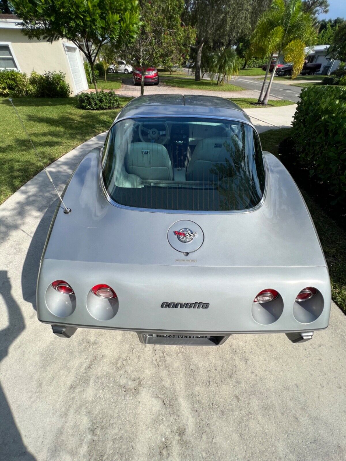 Chevrolet-Corvette-Coupe-1978-14