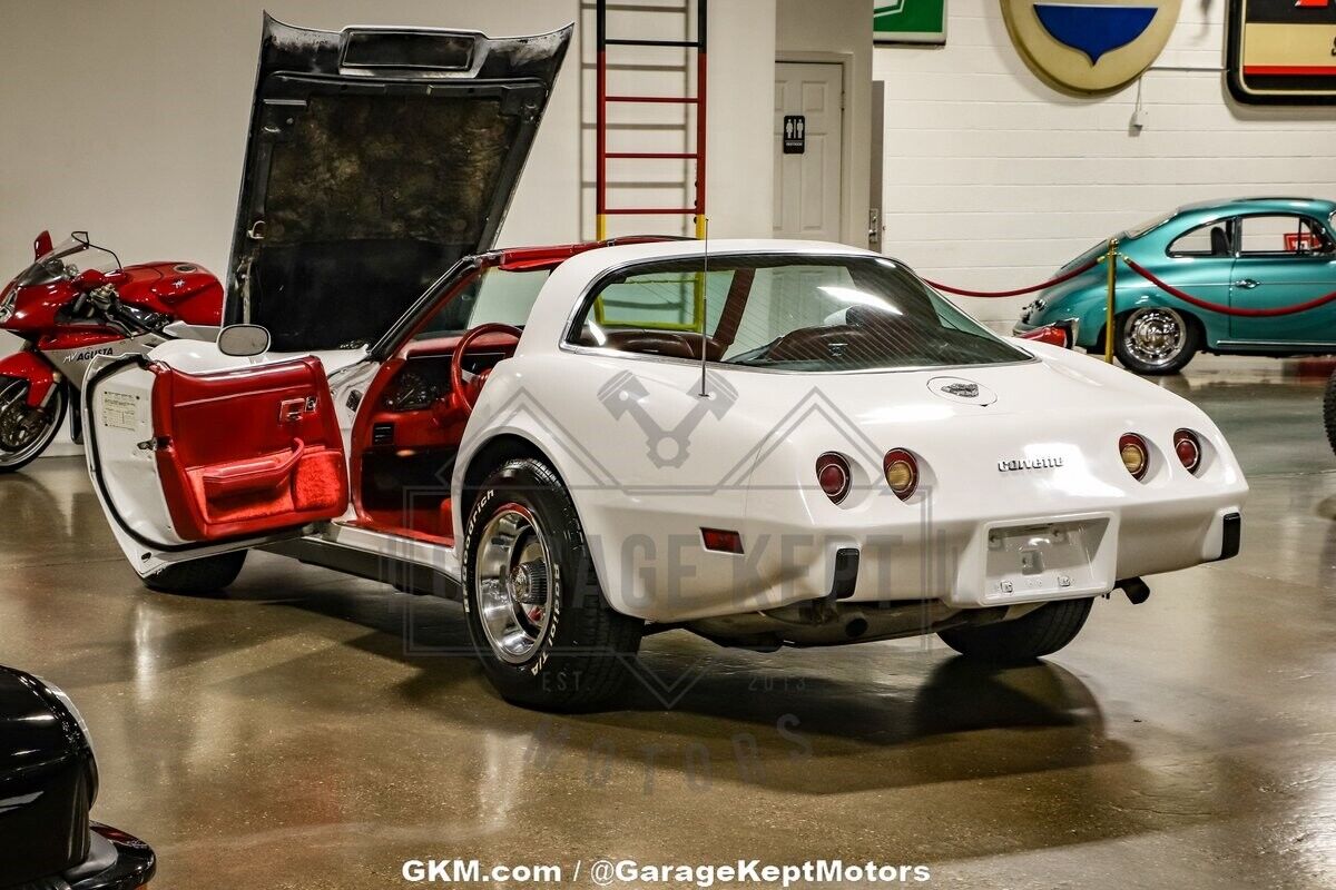 Chevrolet-Corvette-Coupe-1978-2