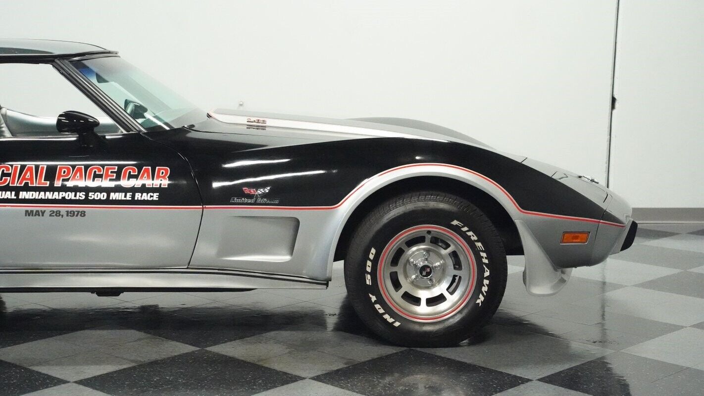 Chevrolet-Corvette-Coupe-1978-26