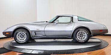 Chevrolet-Corvette-Coupe-1978-4