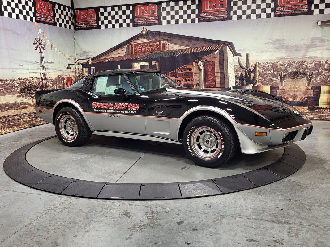 Chevrolet-Corvette-Coupe-1978-4