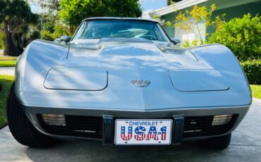 Chevrolet-Corvette-Coupe-1978-4