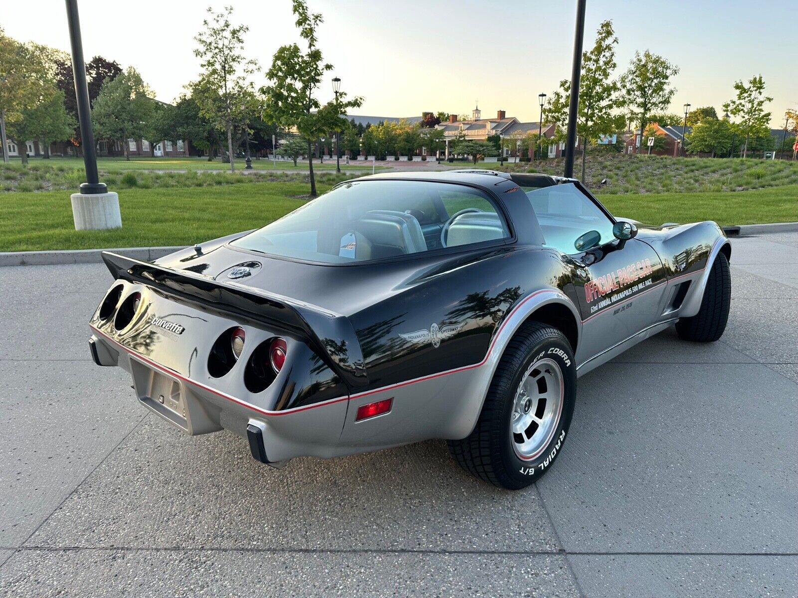 Chevrolet-Corvette-Coupe-1978-4