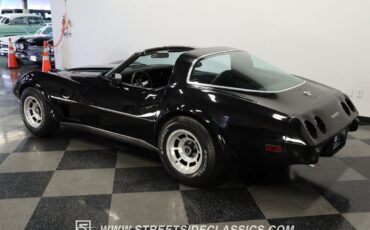 Chevrolet-Corvette-Coupe-1978-6