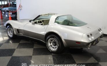 Chevrolet-Corvette-Coupe-1978-7