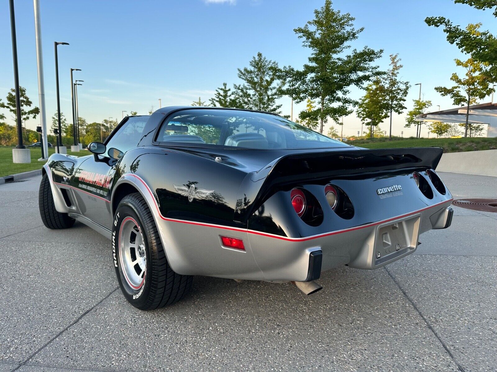 Chevrolet-Corvette-Coupe-1978-8