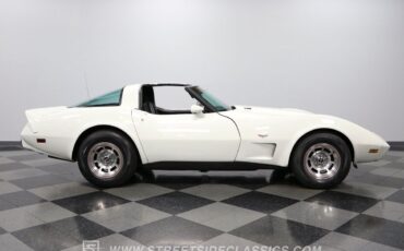 Chevrolet-Corvette-Coupe-1979-15