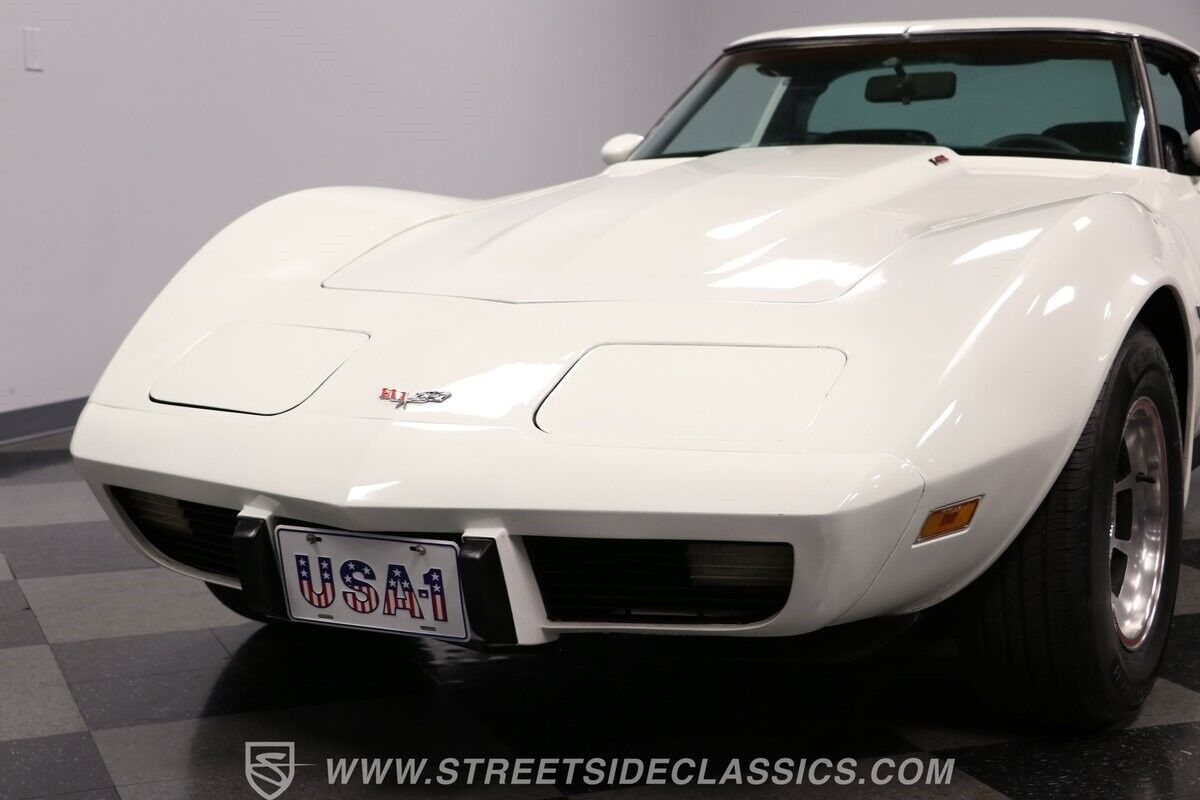 Chevrolet-Corvette-Coupe-1979-22