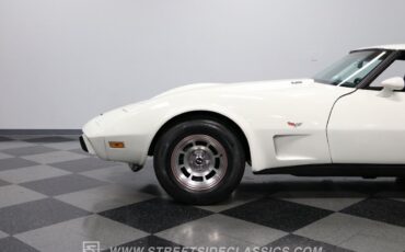 Chevrolet-Corvette-Coupe-1979-24