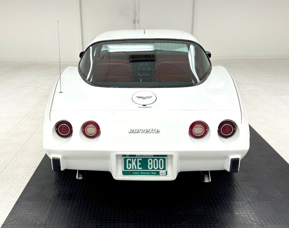 Chevrolet-Corvette-Coupe-1979-4