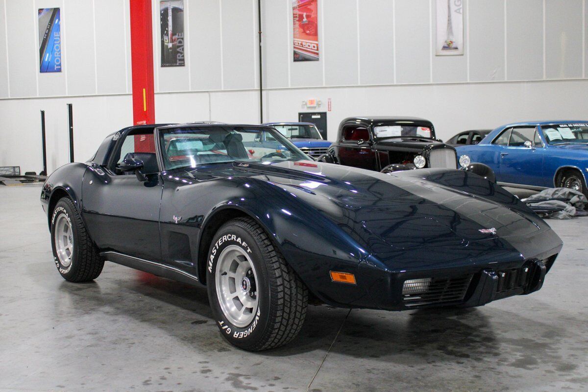 Chevrolet-Corvette-Coupe-1979-6