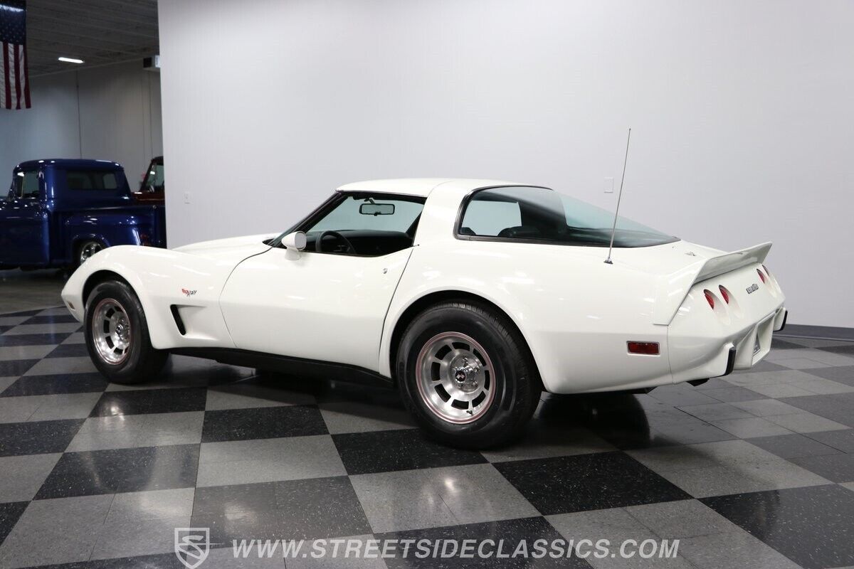 Chevrolet-Corvette-Coupe-1979-8