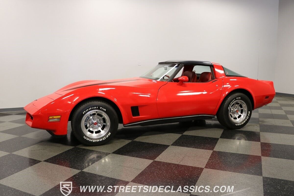 Chevrolet-Corvette-Coupe-1980-6