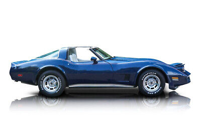 Chevrolet-Corvette-Coupe-1981-1