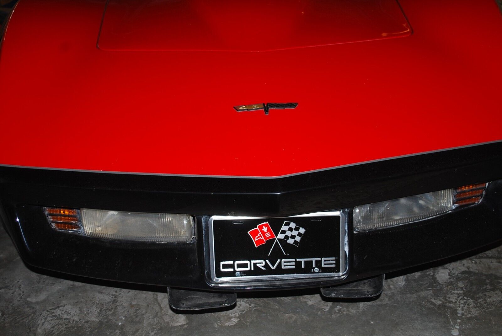 Chevrolet-Corvette-Coupe-1981-12