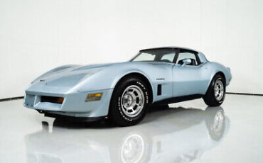 Chevrolet-Corvette-Coupe-1982-4