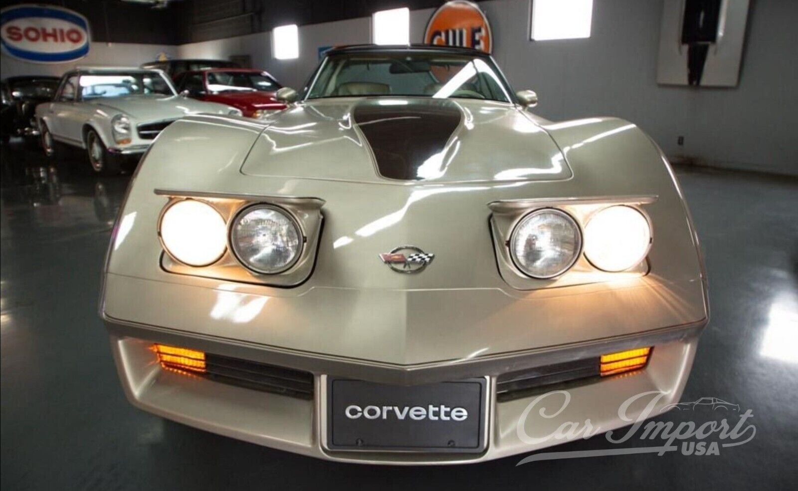 Chevrolet-Corvette-Coupe-1982-7