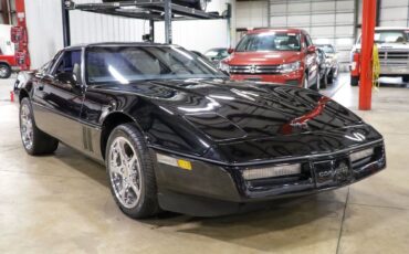 Chevrolet-Corvette-Coupe-1985-11