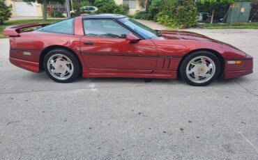 Chevrolet-Corvette-Coupe-1987-2