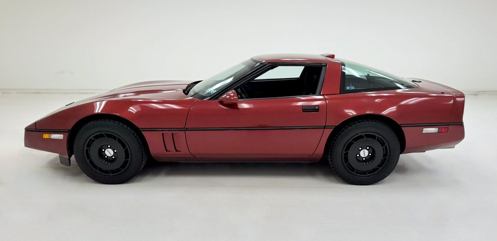 Chevrolet-Corvette-Coupe-1988-1