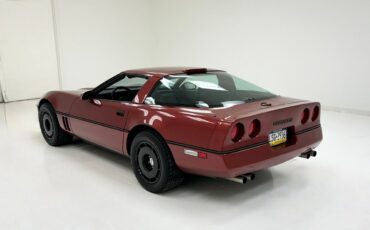 Chevrolet-Corvette-Coupe-1988-2