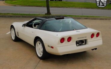 Chevrolet-Corvette-Coupe-1988-9