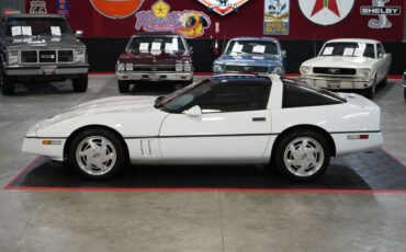 Chevrolet-Corvette-Coupe-1989-10