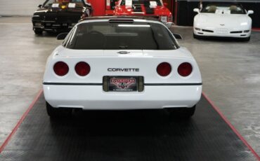 Chevrolet-Corvette-Coupe-1989-4