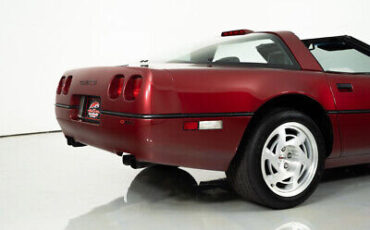 Chevrolet-Corvette-Coupe-1990-14