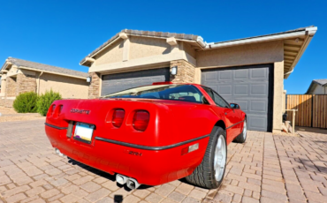 Chevrolet-Corvette-Coupe-1990-3