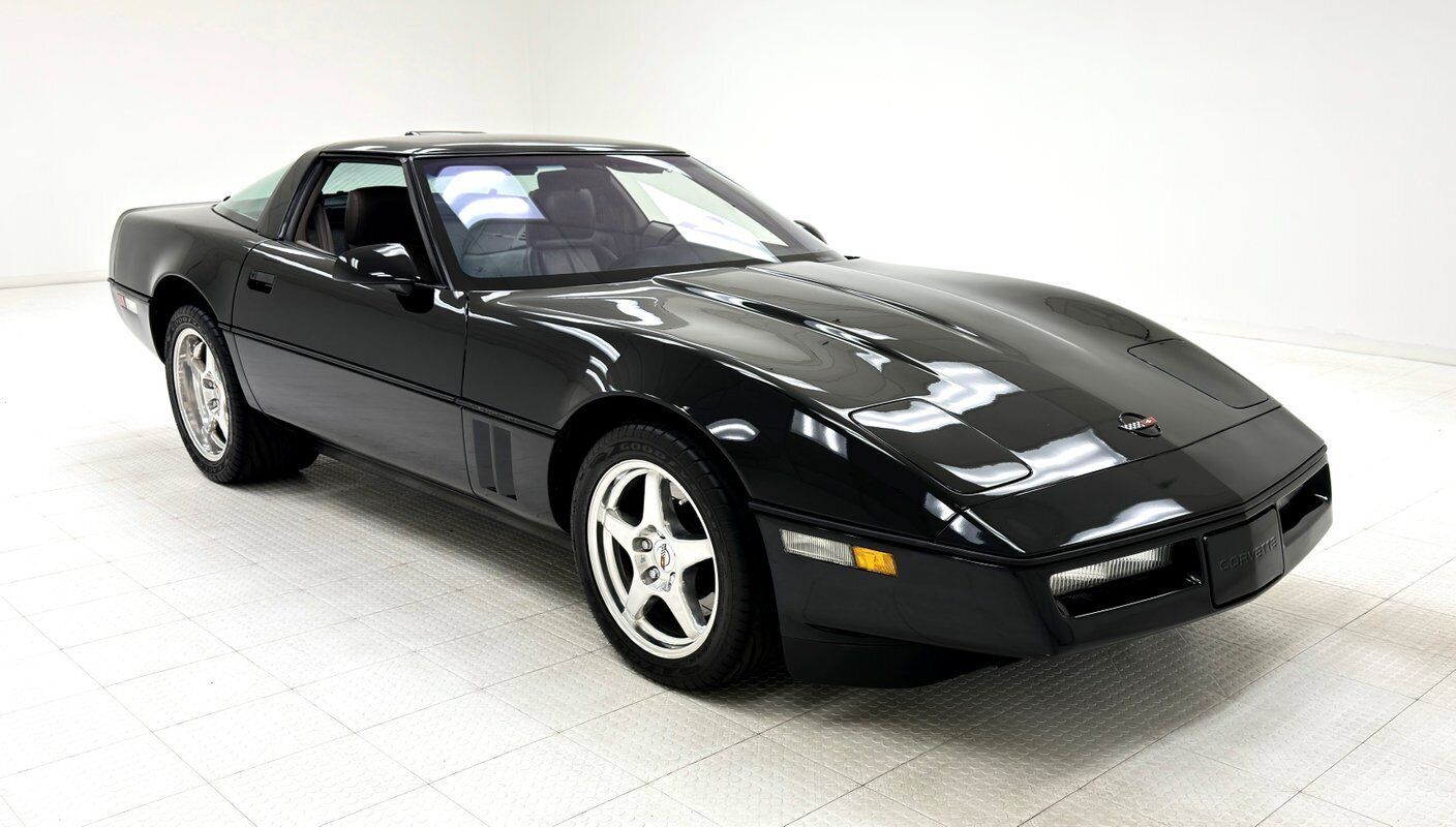 Chevrolet-Corvette-Coupe-1990-6