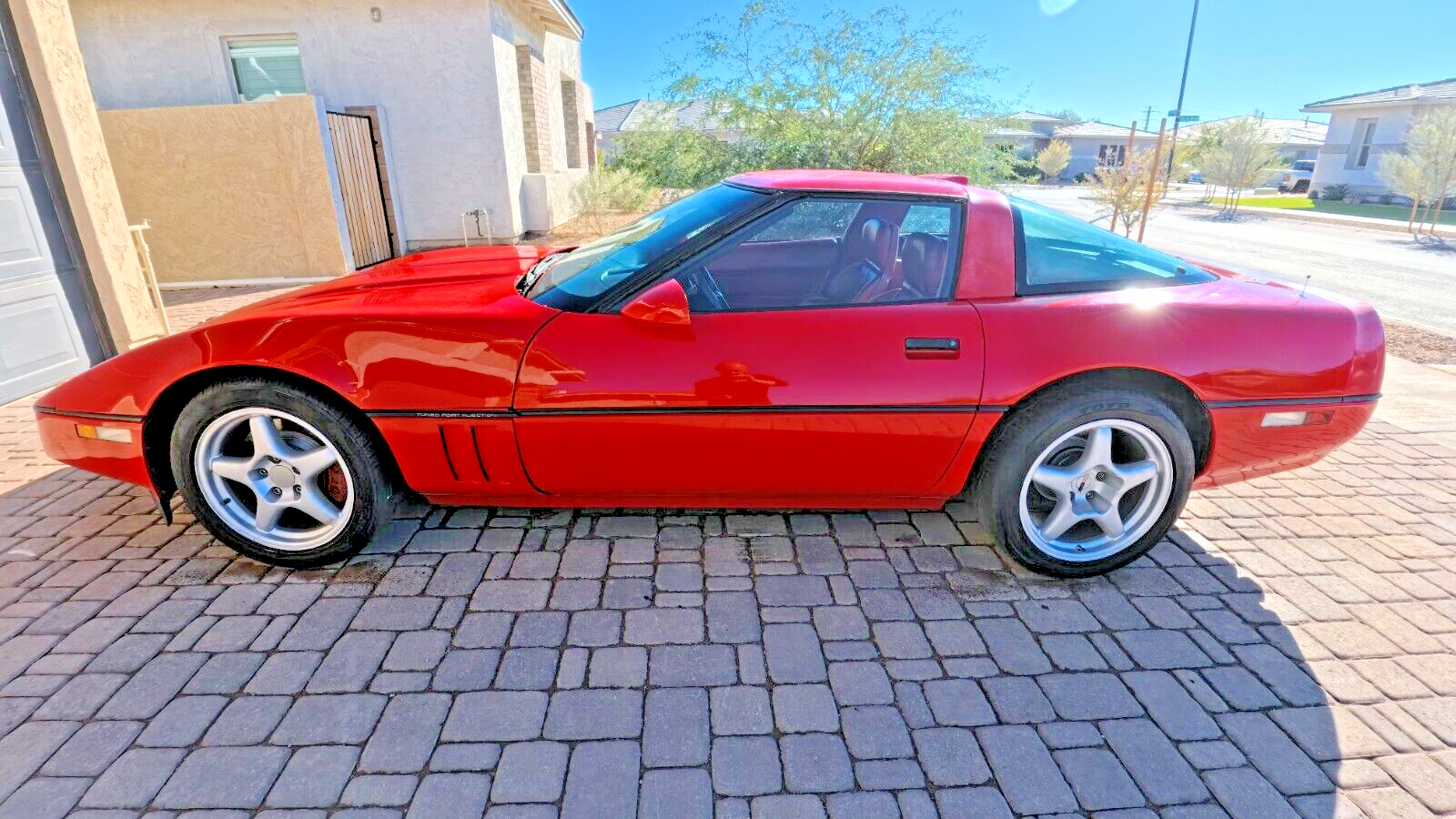 Chevrolet-Corvette-Coupe-1990-8