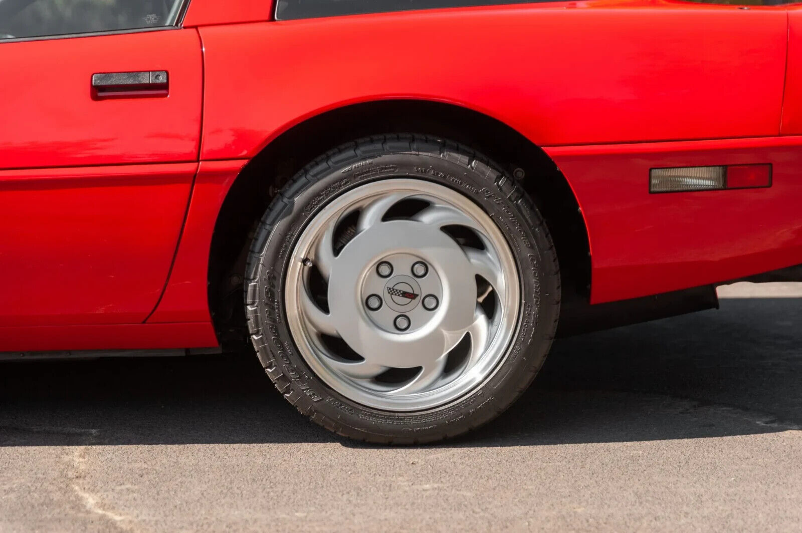 Chevrolet-Corvette-Coupe-1991-16