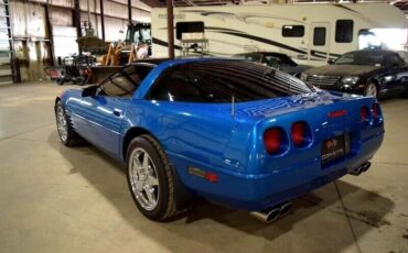 Chevrolet-Corvette-Coupe-1991-3