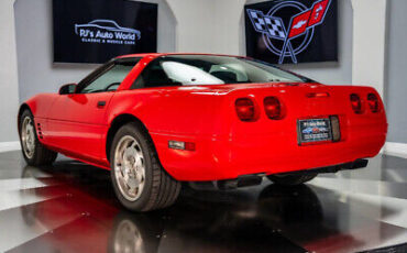 Chevrolet-Corvette-Coupe-1993-3