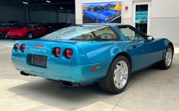 Chevrolet-Corvette-Coupe-1993-4