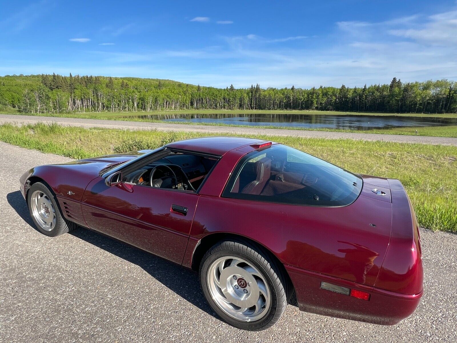 Chevrolet-Corvette-Coupe-1993-5