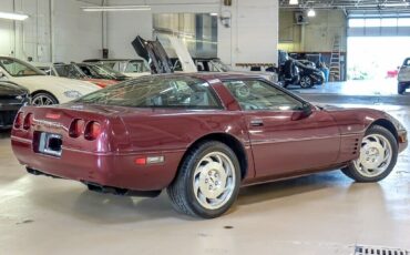 Chevrolet-Corvette-Coupe-1993-8