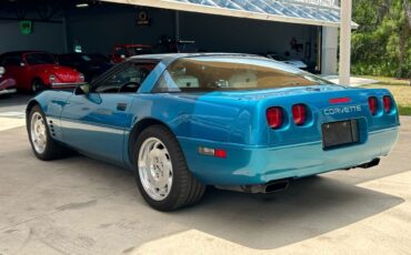 Chevrolet-Corvette-Coupe-1993-9